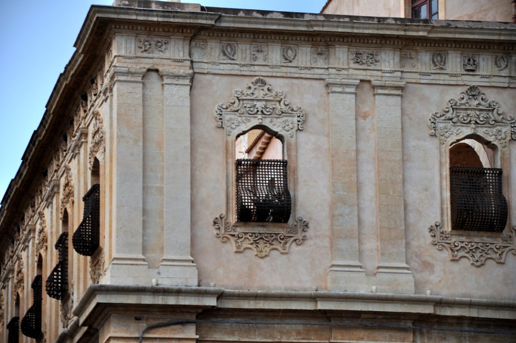 Noto - merletti barocchi.JPG
